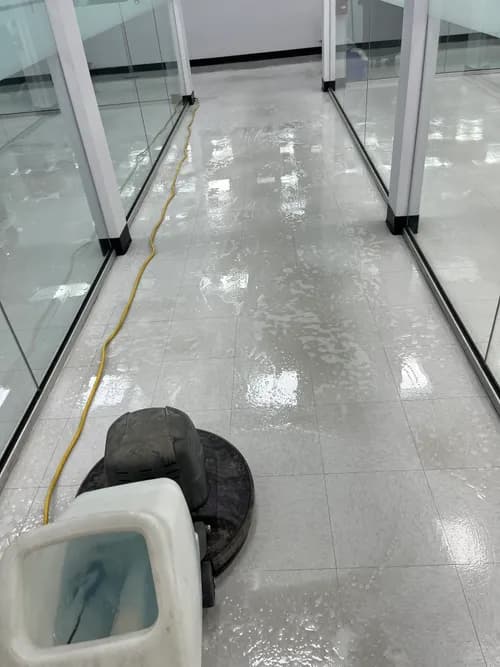 R.J.R Janitorial Service - Photo 1