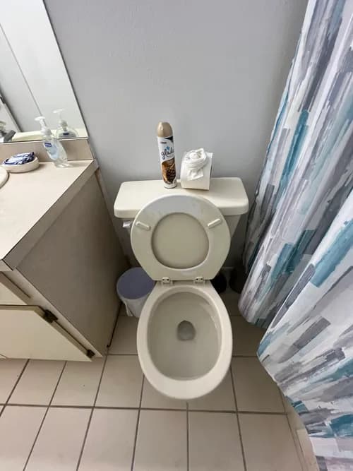 Redmond's Cleaning Service - Photo 2