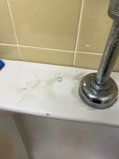 Reyes Cleaning Services of Chicago - Photo 2