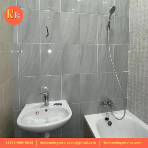 RJ's Cleaning Service - Photo 2