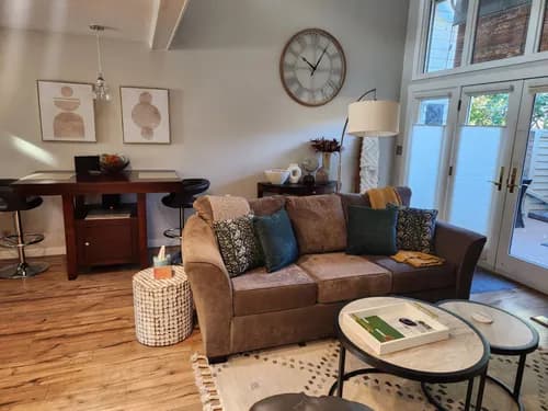 Royal Cleaning Crew LLC - Photo 3