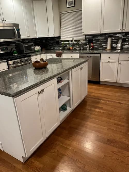 Royal Hive Cleaning - Photo 4