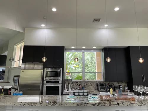 Scrub & Mop Cleaning - Photo 3