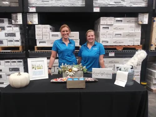 Shine Bright Cleaning Service - Photo 1