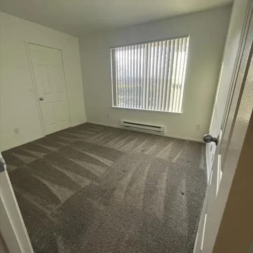 Shining Bright Cleaning - Photo 2