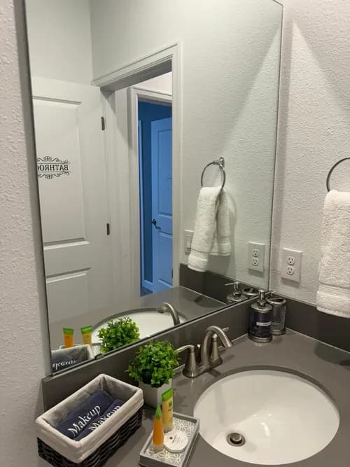 Shining Broom Cleaning Company - Photo 4