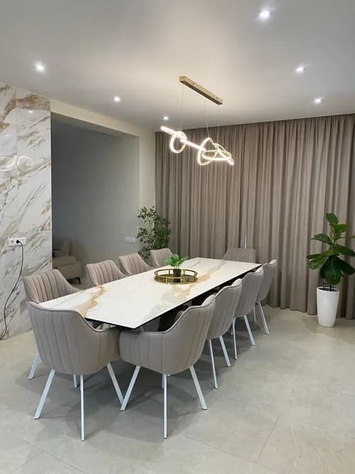 Shiny Empire Cleaning - Photo 5