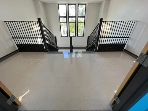 Simply Modern Cleaning LLC - Photo 2