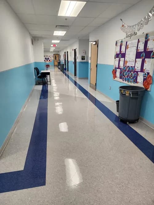 Simply Modern Cleaning LLC - Photo 3