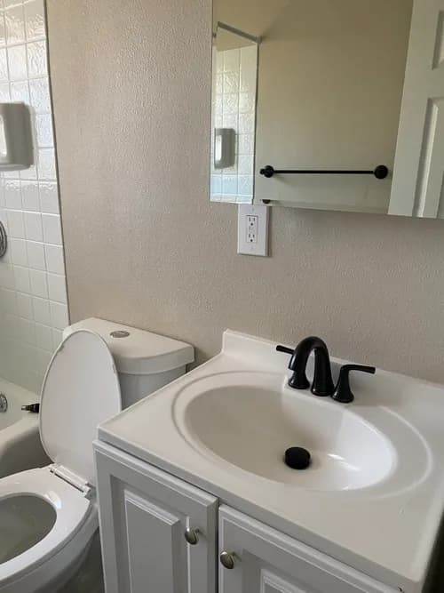 Single Mom's Cleaning Services LLC - Photo 2