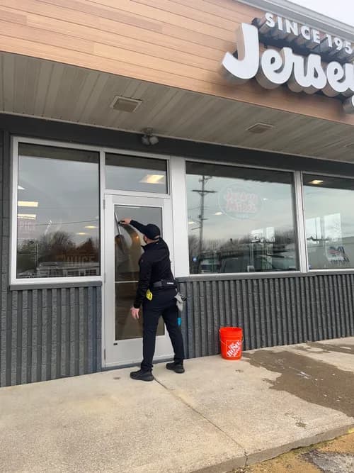 SM Cleaning Solutions LLC - Photo 3