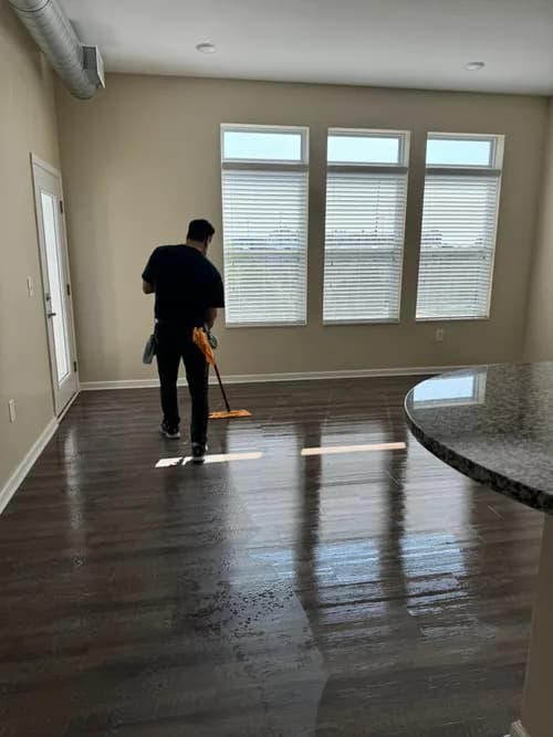 Smith American Executive Cleaning LLC - Photo 3