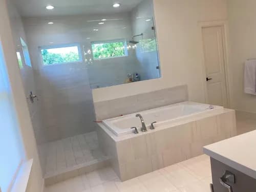 SONIA'S CLEANING SERVICES - Photo 1