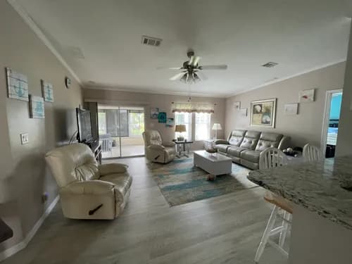 Southern Suds Cleaning Co. - Photo 5