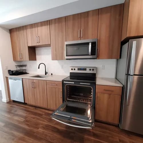 Sparkle & Shine Cleaning - Photo 2