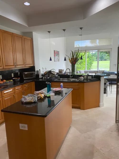 SparkleNShine Cleaning Services - Photo 3