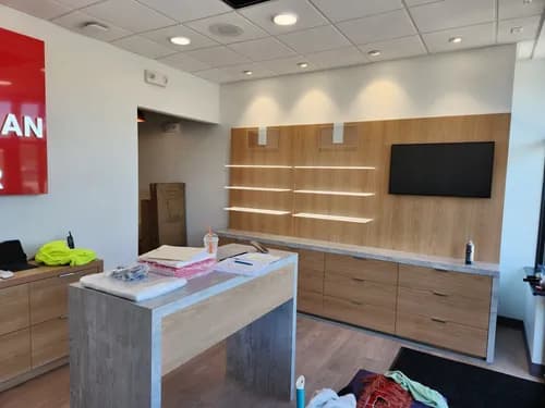 Squeaky Clean - Photo 1