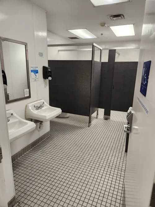 Squeaky Clean Professional Services Corporation - Photo 2