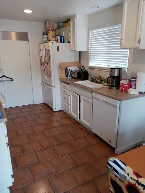 STACY'S CLEAN UP SERVICES - Photo 2