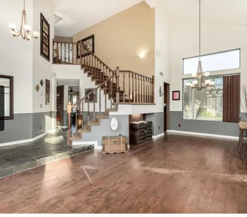 Sun Valley Cleaners - Photo 5