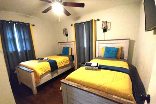 Sunshine Cleaning Service - Photo 1