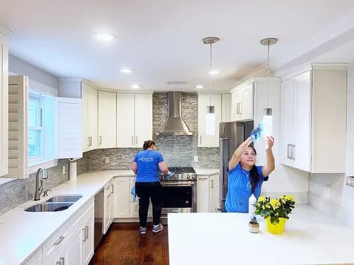 Supreme Home Cleaning, Inc - Photo 3