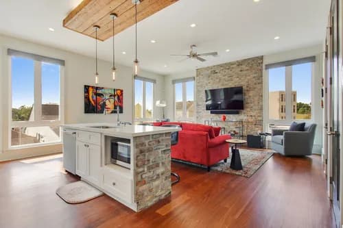 Sweeping Hands Cleaning Service - Photo 5