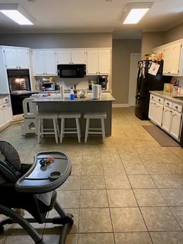 The Heavenly Help - Photo 2