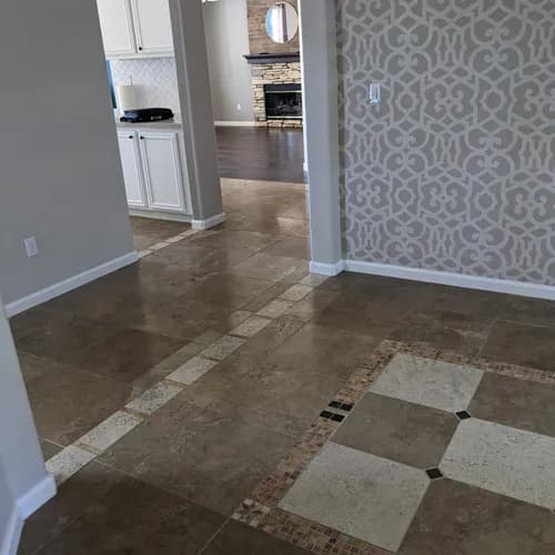 The Maids in Folsom - Photo 2