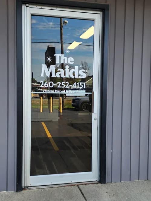 The Maids of Summit City - Photo 4