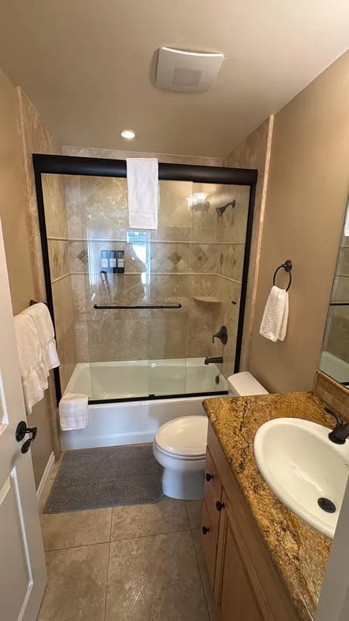 The Mighty Maids - Photo 4