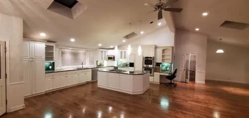 Tip Top House Cleaning Services - Photo 1