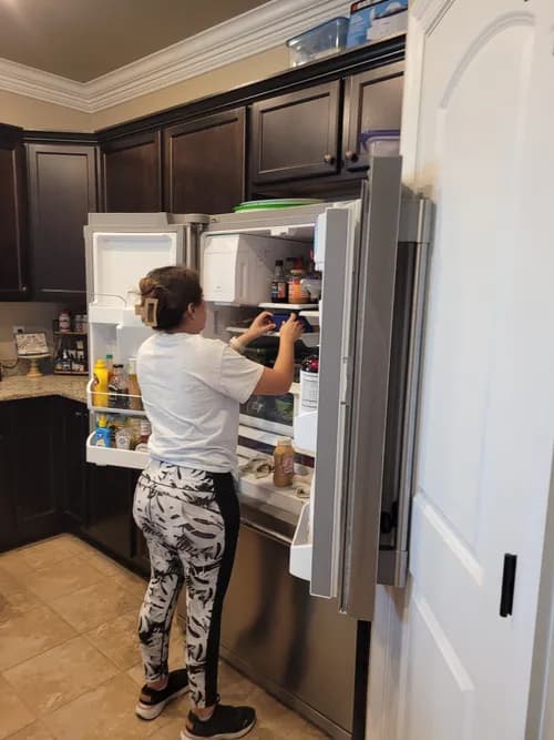 Tomara Cleans - Photo 2