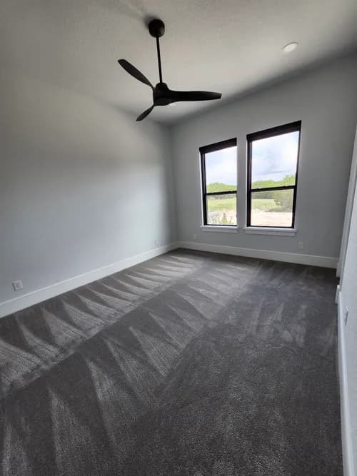 Top Gun Cleaners LLC - Photo 2