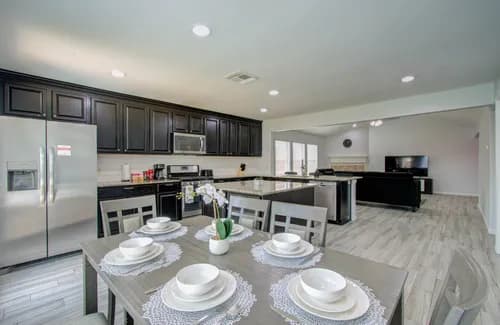 Top Tier Cleaners - Photo 1