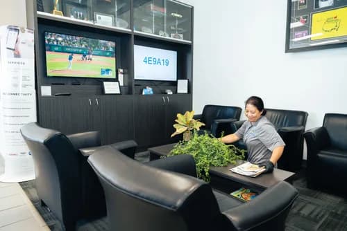 Town Cleaning Windsor - Photo 2