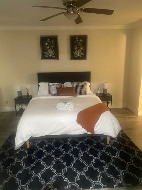 Turnall BnB Services LLC - Photo 2