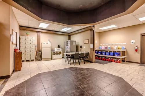 Two Maids of Peoria - Photo 4