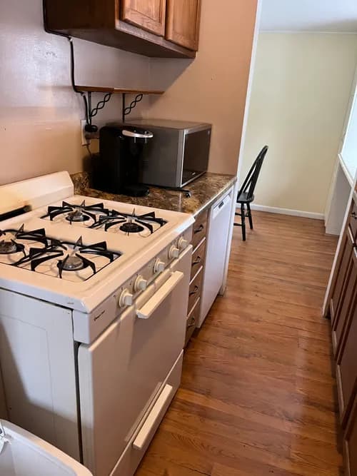 Valet Cleaning Services - Photo 2