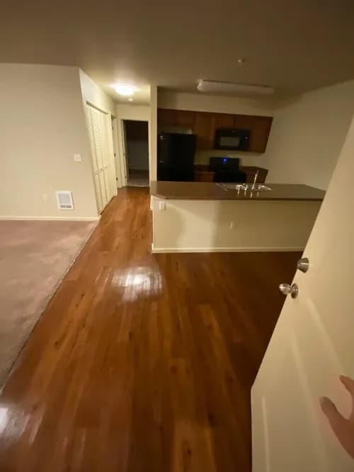 Vanessa's Maid Services - Photo 5