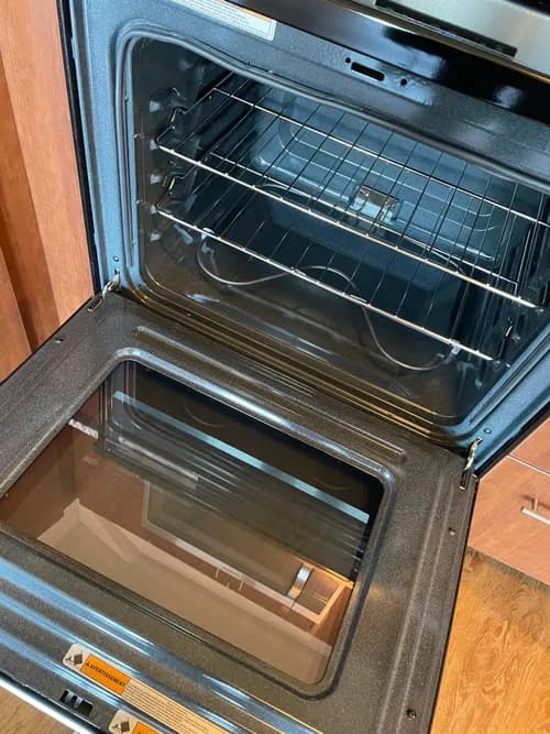 vnj cleaning services llc - Photo 3