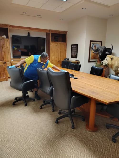 Wichita Pro Cleaners - Photo 3